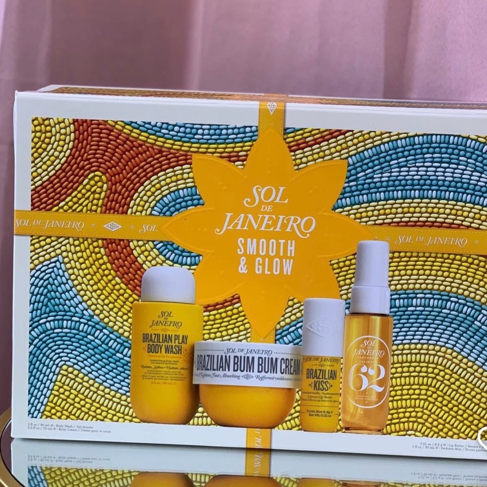 Sol de Janeiro Pink and Yellow Beauty Set